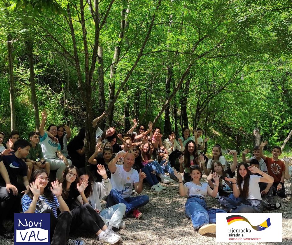 Održana Edukacija Sa Ciljem Pomovisanja Prijateljstva I Razumijevanja Među Osnovnim školama U Mostaru